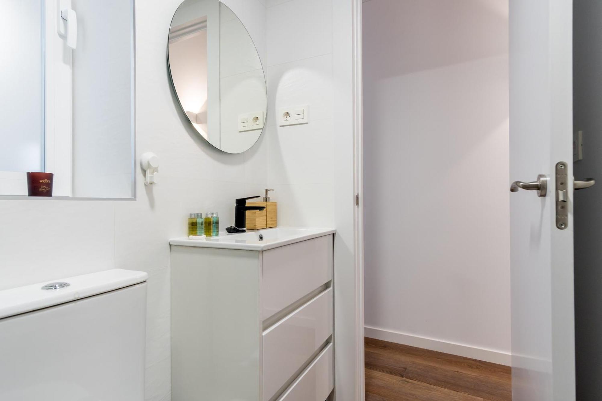Modern And Cozy- 1 Bedroom 1 Bathroom -Lavapies Madrid Eksteriør bilde